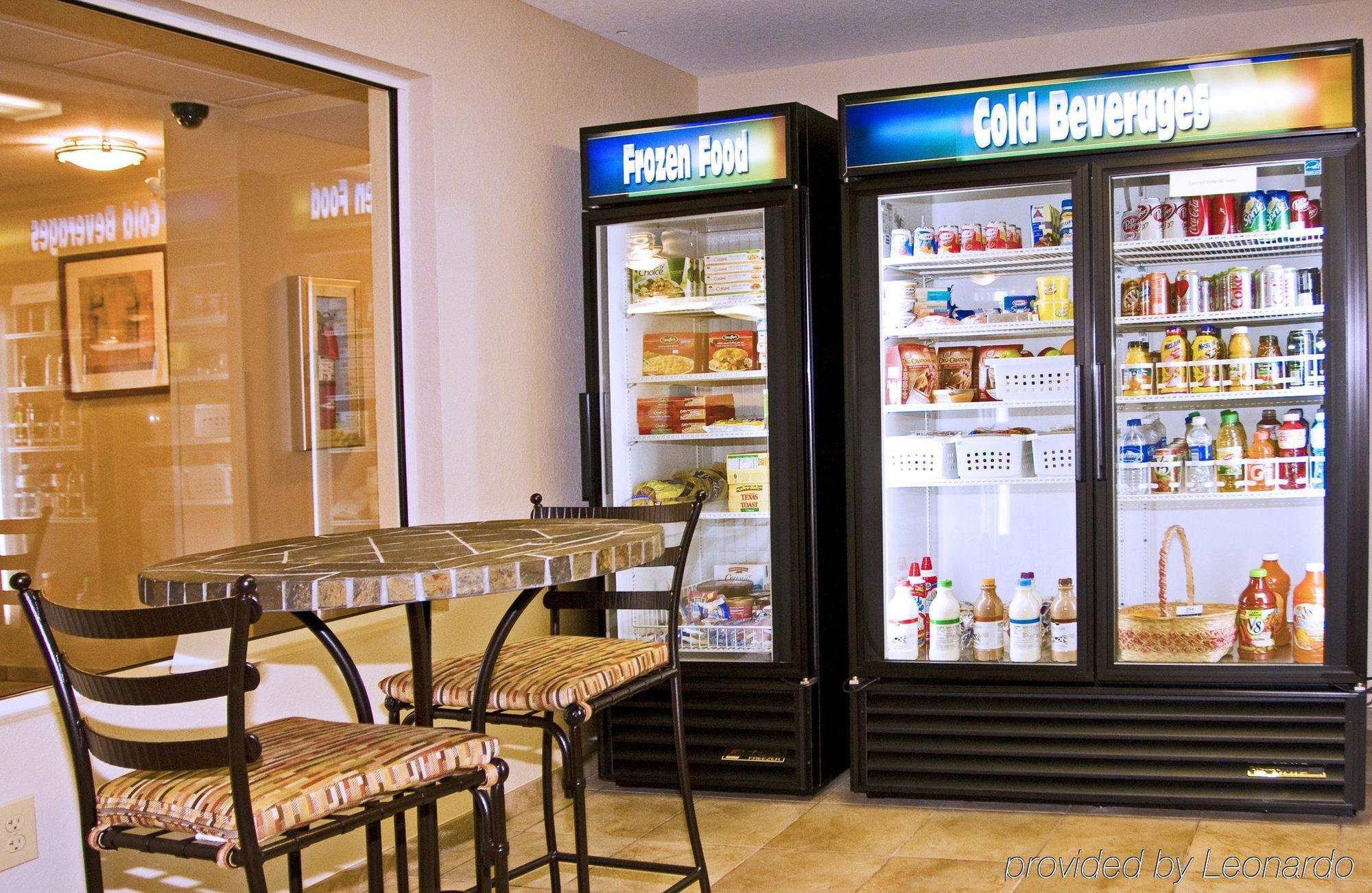 Candlewood Suites Jacksonville East Merril Road By Ihg Restaurant photo