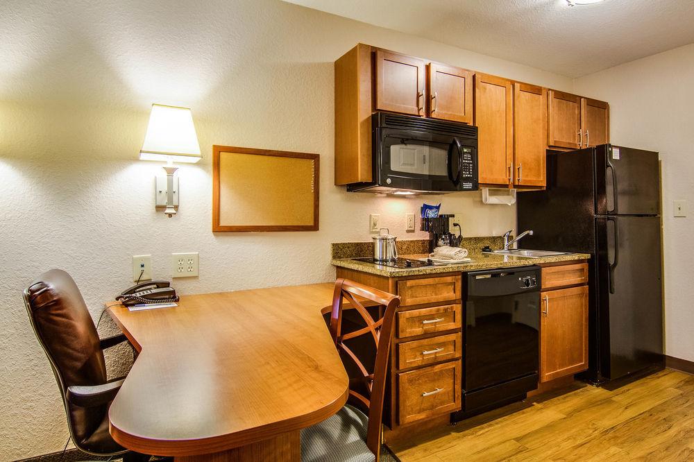 Candlewood Suites Jacksonville East Merril Road By Ihg Exterior photo