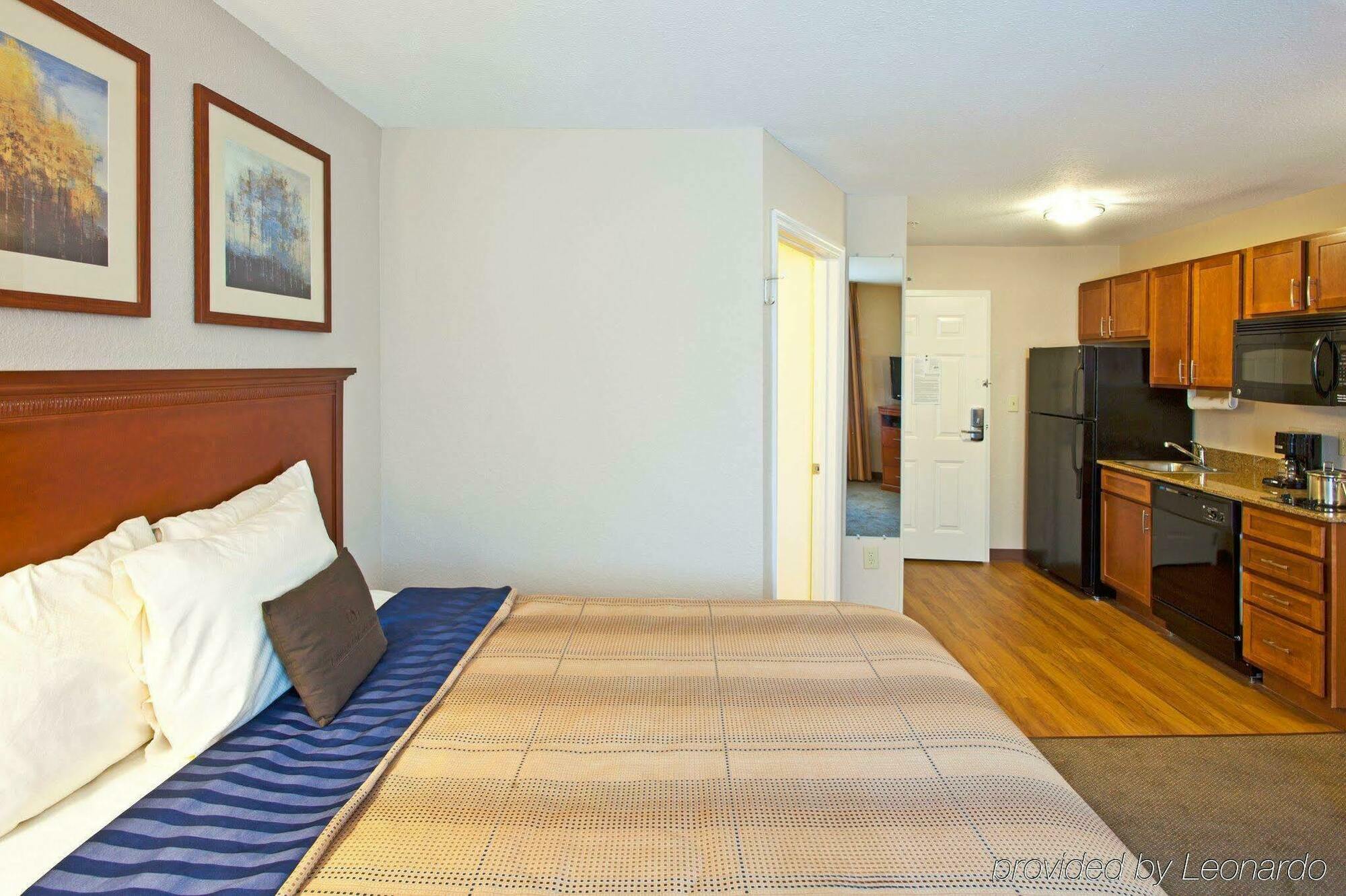 Candlewood Suites Jacksonville East Merril Road By Ihg Exterior photo